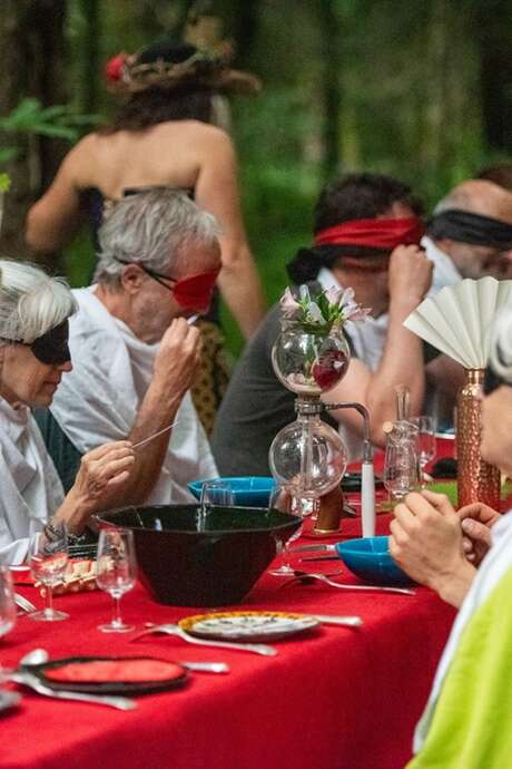 Spectacle immersif · Le banquet des odeurs