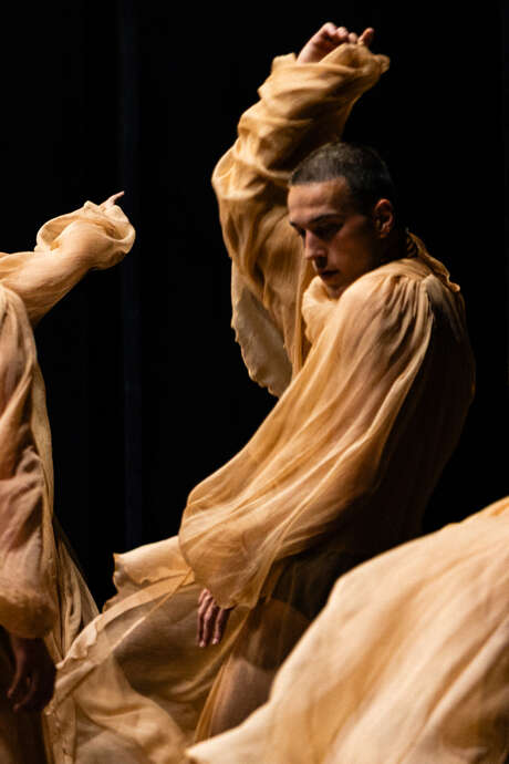 Emanuel Gat Dance - ‘Five days in the sun’