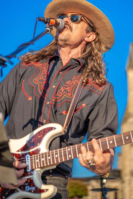 Concert • Bourbon Dudes