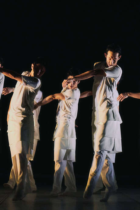Modern Table Dance Company - "Medita"
