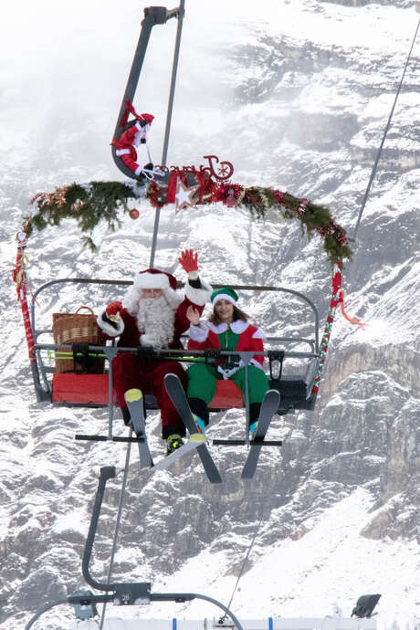 Le Père Noël arrive sur les pistes