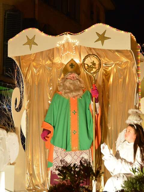 DEFILE DE LA SAINT NICOLAS DEFILE DE LA SAINT NICOLAS