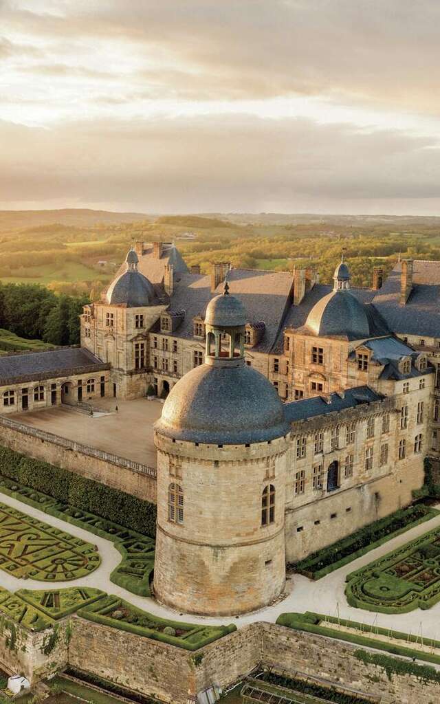 Château de Hautefort