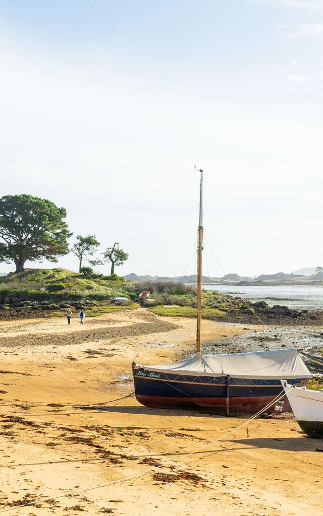 Plage Kastel Yar