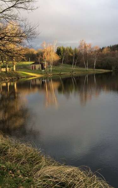 Etang de baignade du " Puychaumartin"à Château-Chervix