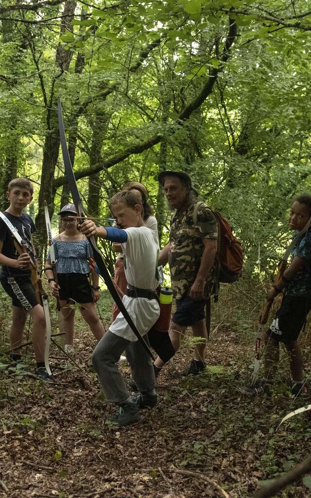 Découverte du tir à l'arc ou de la sarbacane