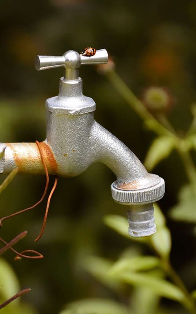 ST-Oradoux-près-Crocq (cimetière) : Point d'eau potable