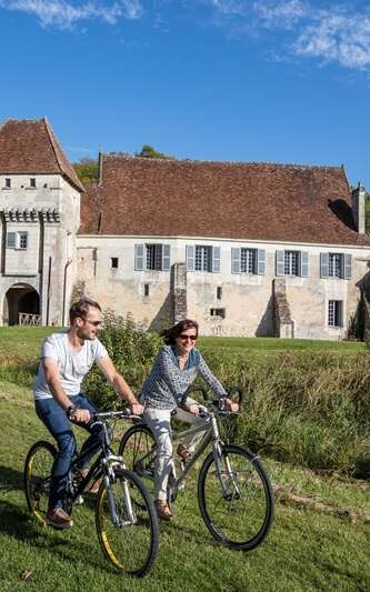 Château-monastère de la Corroirie