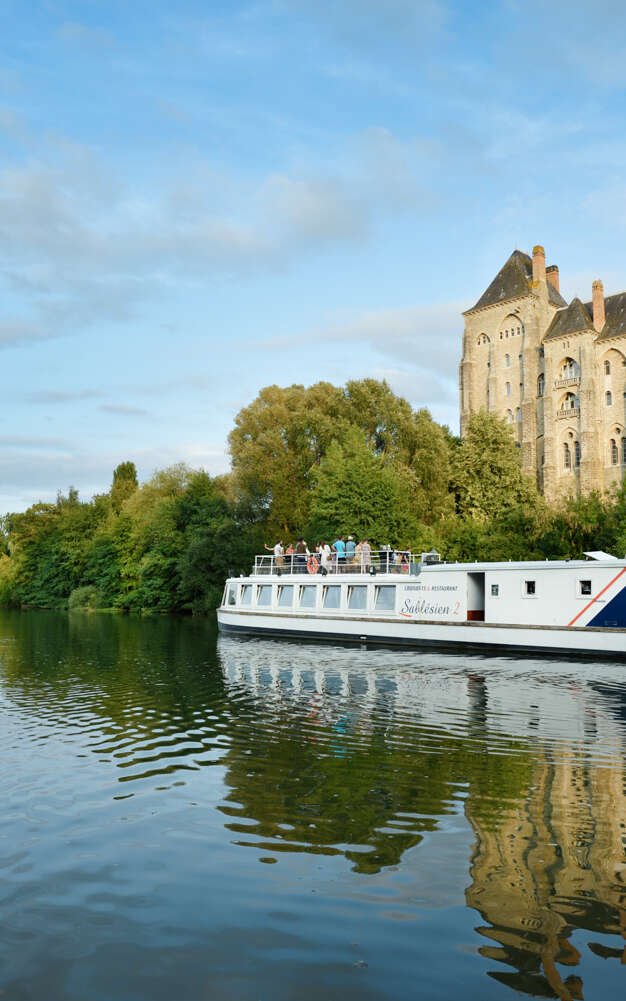 CROISIÈRE DINER A BORD DU SABLESIEN