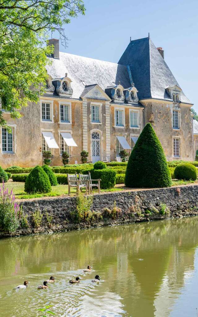 CHÂTEAU DE VILLAINES