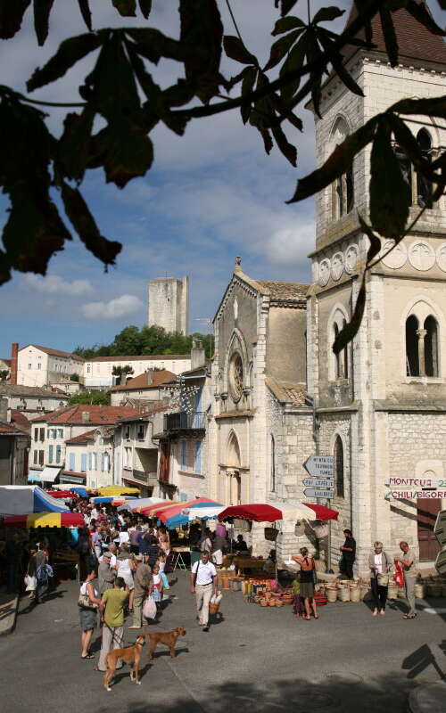 Marché à Montcuq