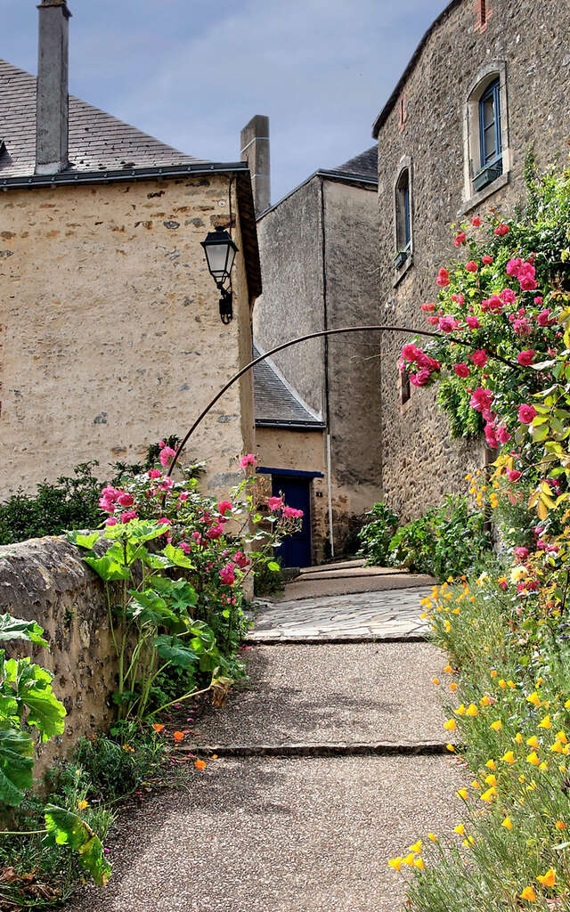 Cluedo Géant à Parné-Sur-Roc
