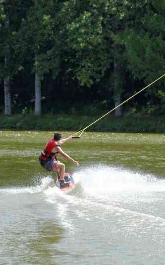 WOOD Wakepark79 - Téléski nautique