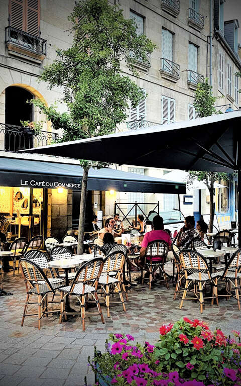 Restaurant "Le Café du Commerce"