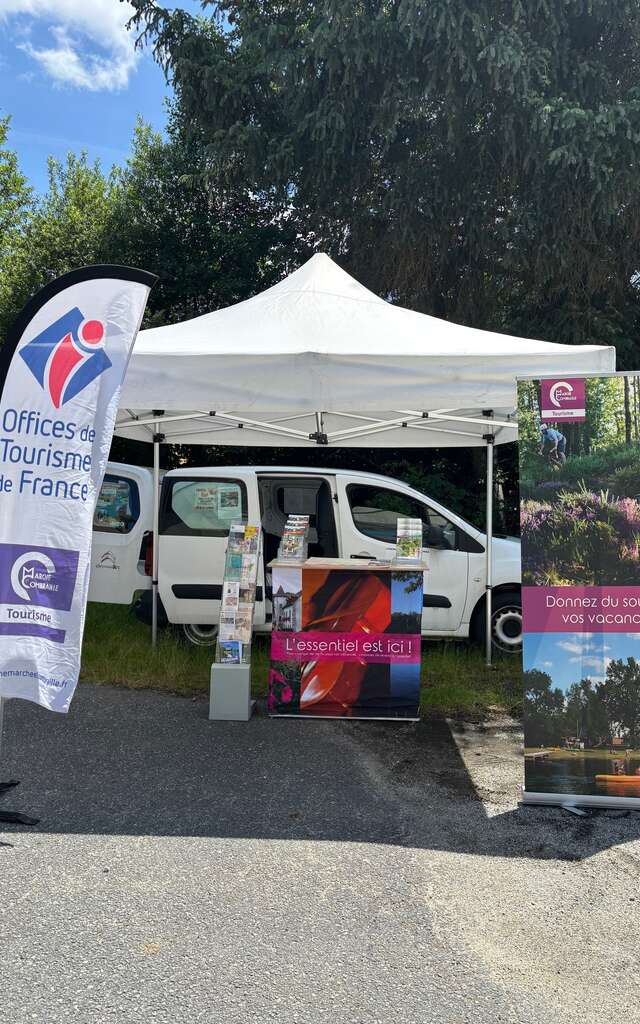 Office de tourisme mobile - Permanence aux Tours de Crocq