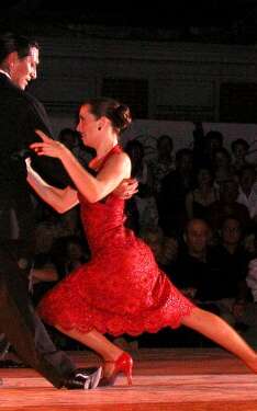 Tarbes en tango au Château Montus