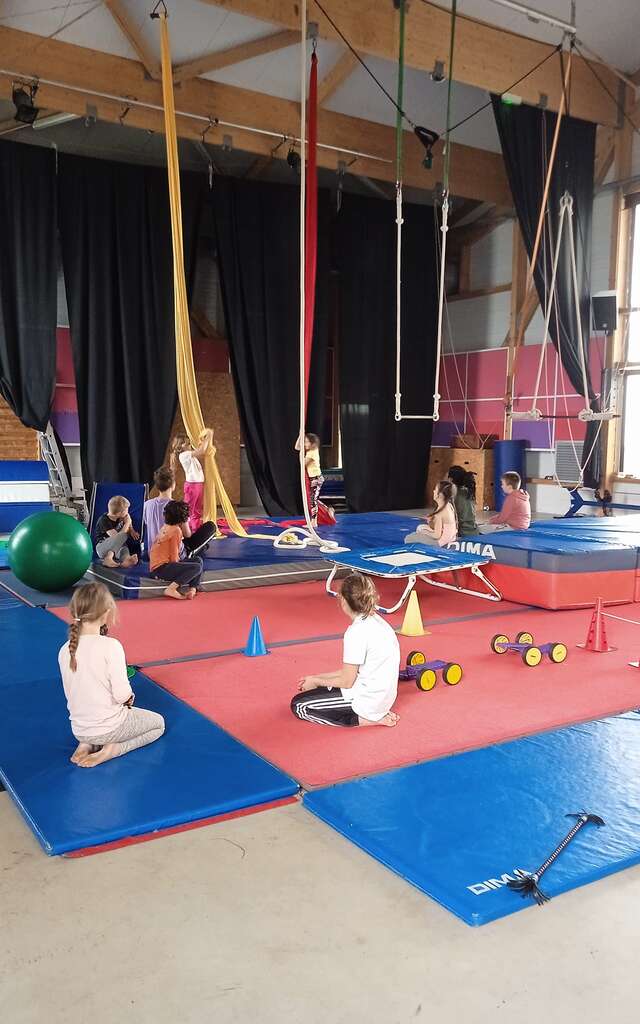Stages de cirque enfants