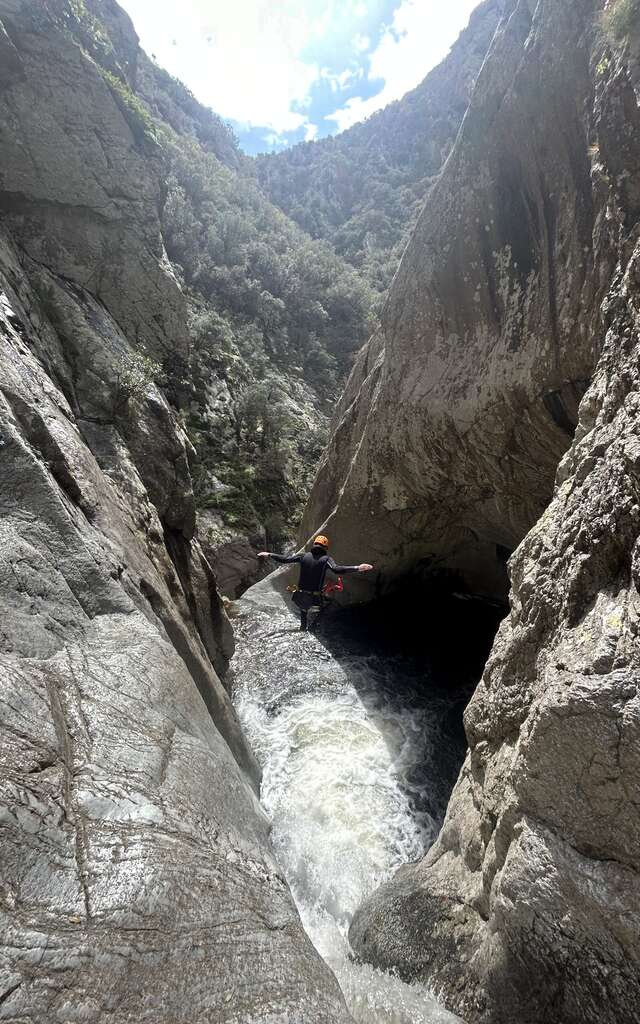 H2O CANYONING