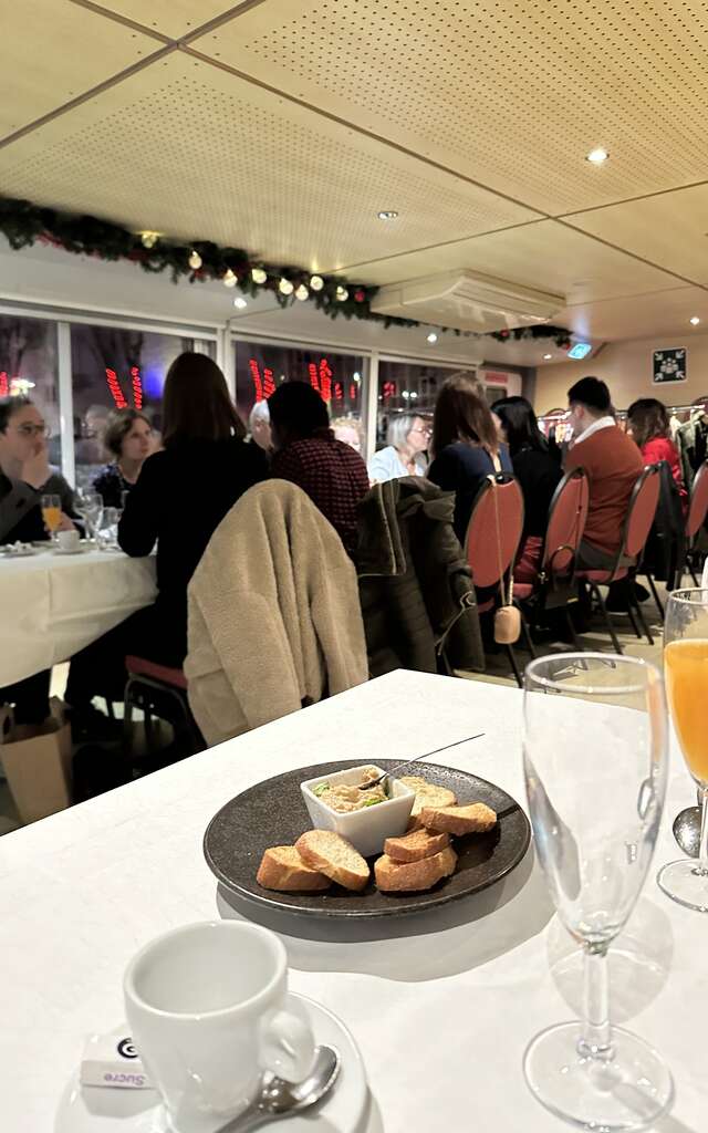 Dîner Croisière des Lumières