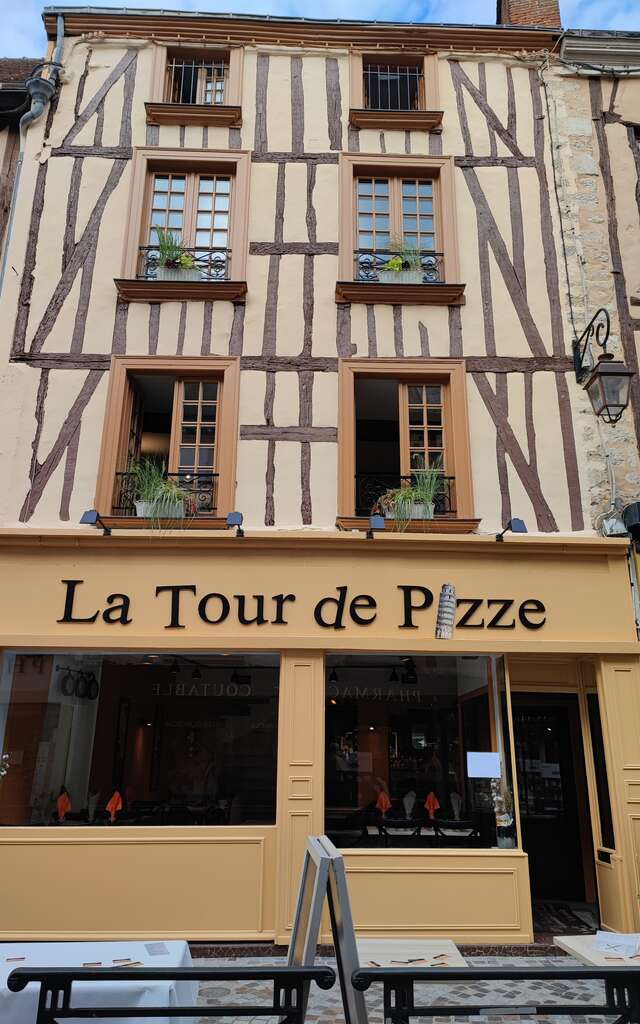 La Tour de Pizze