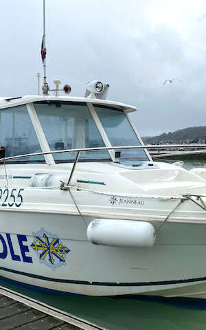 Bateau Ecole ITAG Port à sec