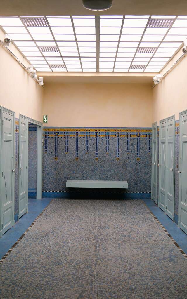 Visite des Bains-Douches municipaux