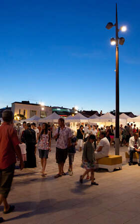 Marché nocturne centre-ville