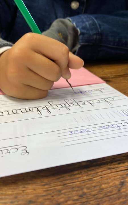 Atelier d'écriture au porte-plume