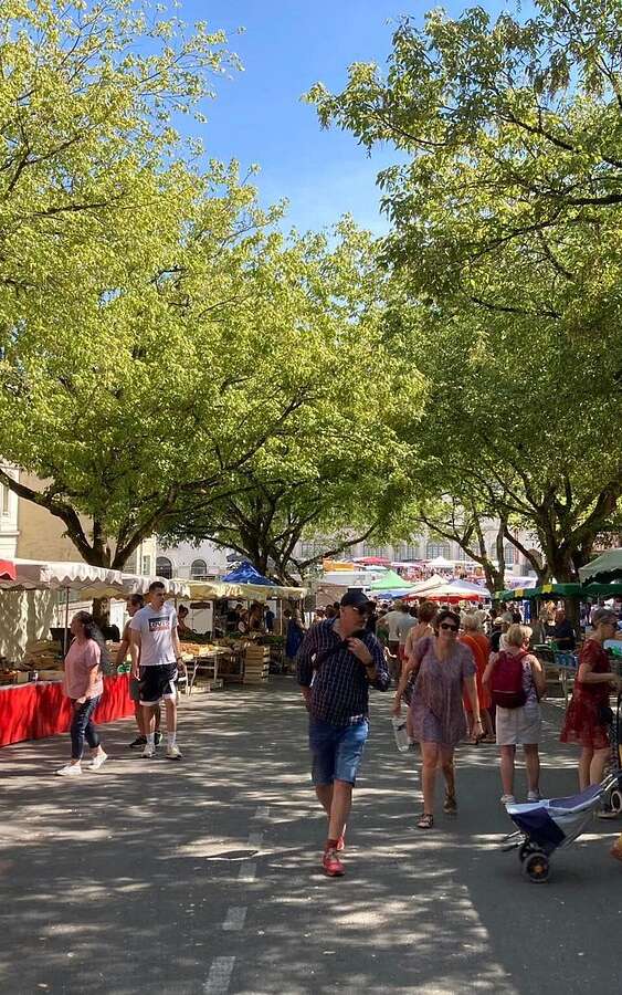 Marché central de Laval