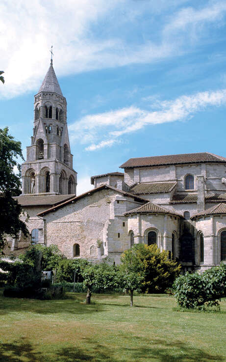 V 56 Limoges - Bénévent-l'Abbaye (Véloroute)