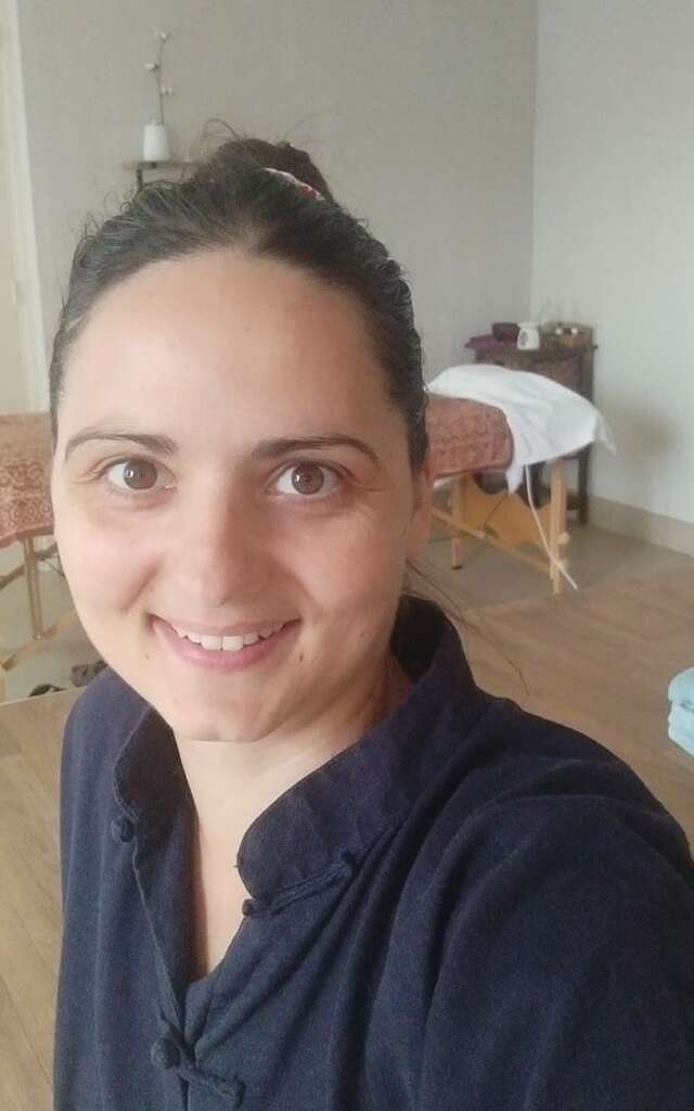 Massages traditionnels sur-mesure & yoga-thérapie