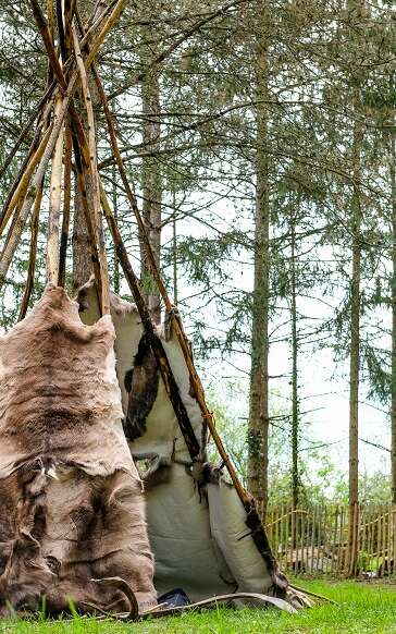 Paléo'Bivouac : une journée dans la vie d'un Cro-Magnon !