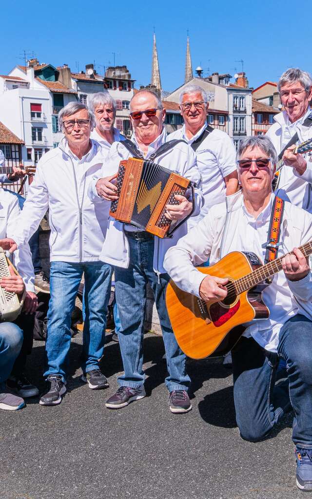 CONCERT DU GROUPE BASQUE : KANTA GUREKIN