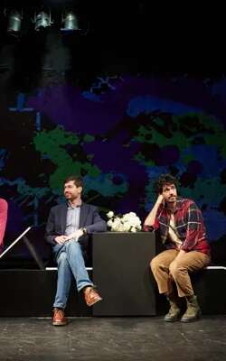 Théâtre : C’est pas facile d’être heureux quand on va mal