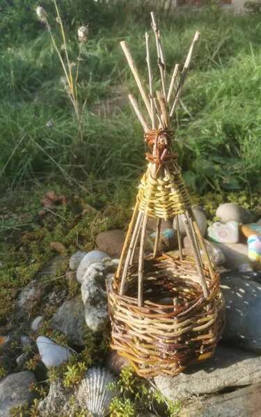 Atelier : Mangeoires en Vannerie Sauvage