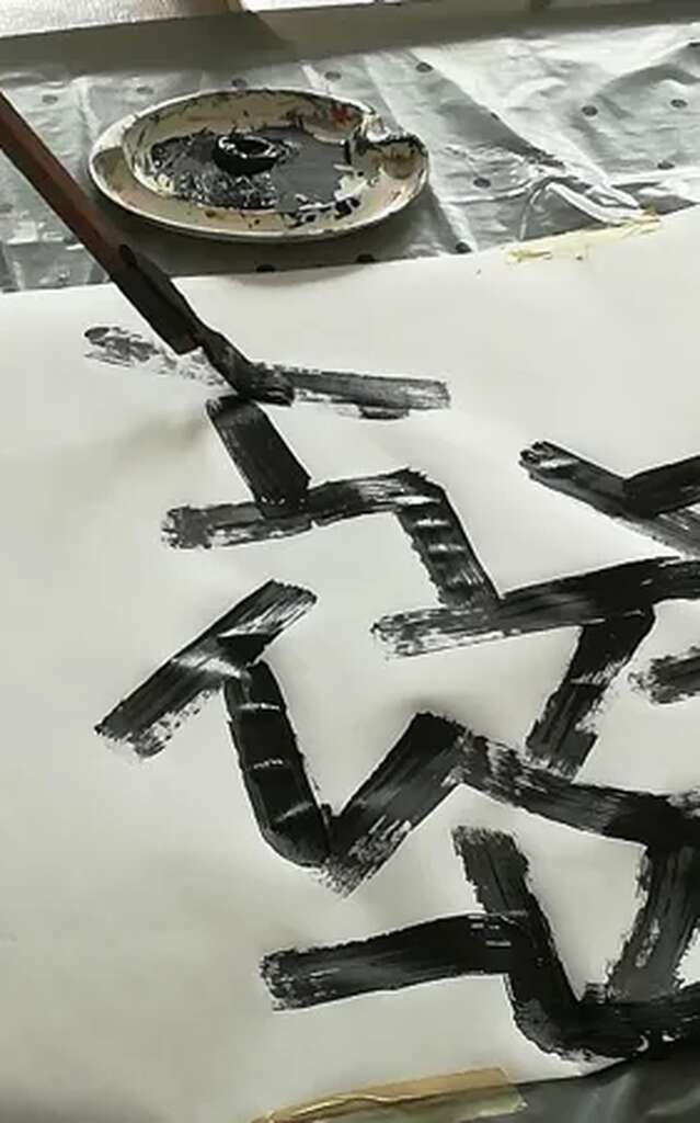 ATELIER POUR TOUS AU MUSÉE SOULAGES : L'OUTIL À L'OEUVRE