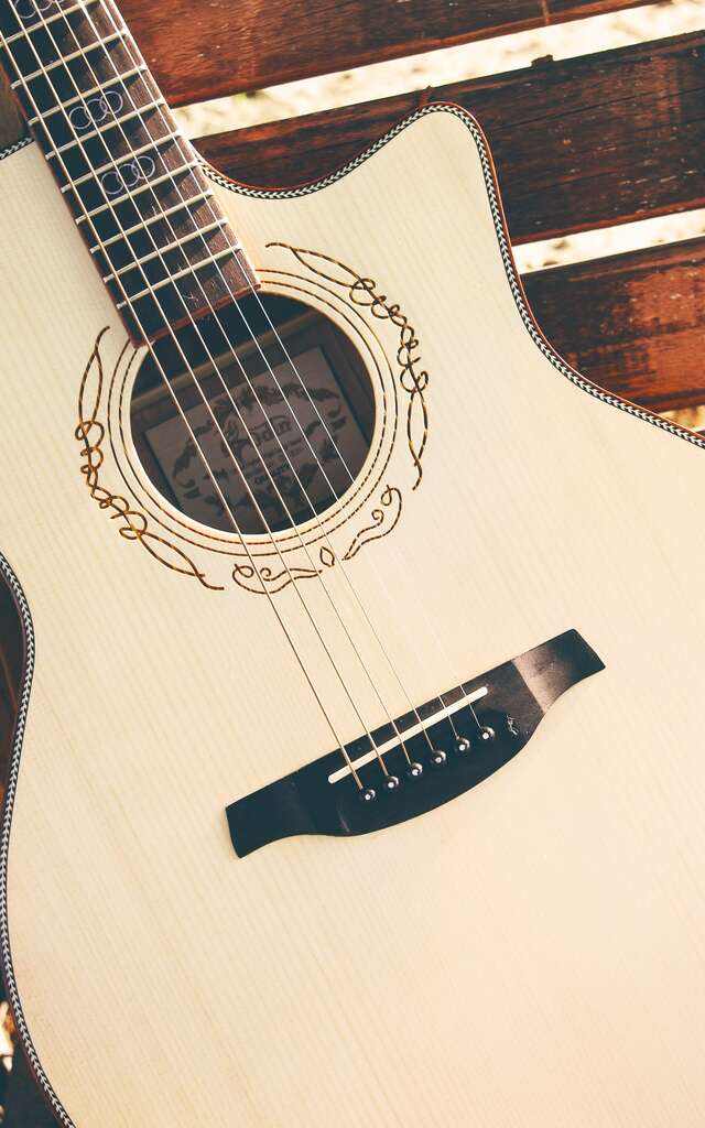 Initiation à la guitare