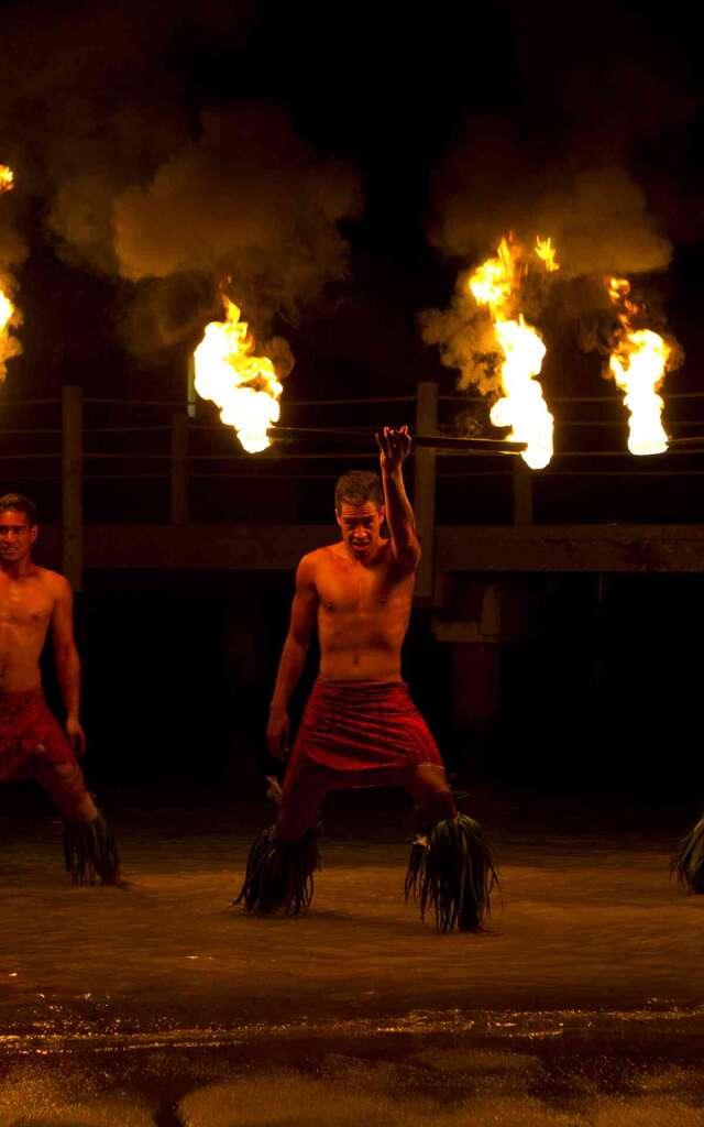 Spectacle Te Ahi Toa - Marae Arahurahu