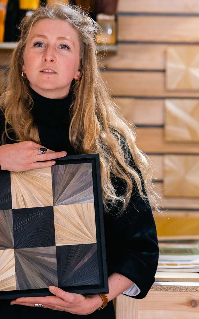 Entre paille & terre, dialogue de matières