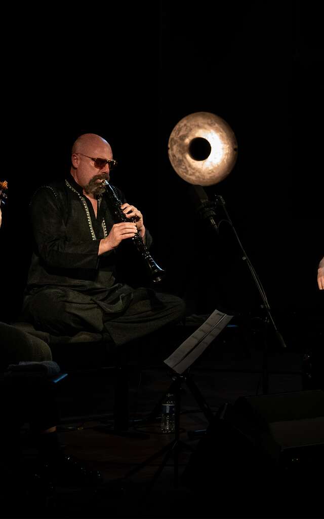 Yom x Ceccaldi - Le rythme du silence