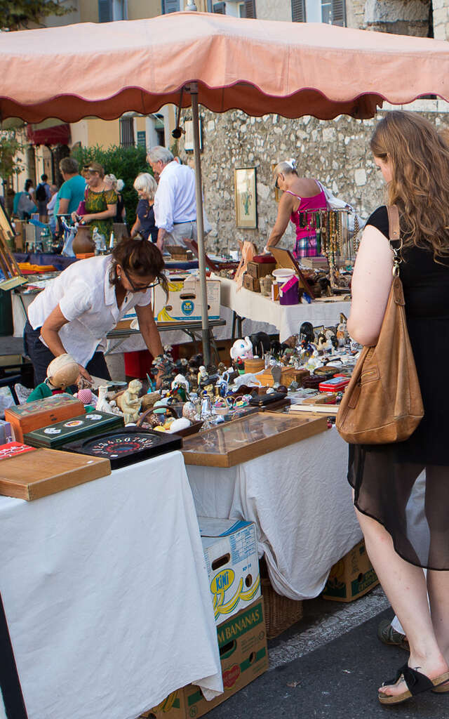 Le Marché à la Brocante