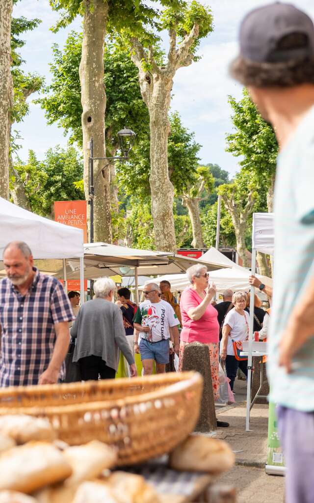 Marché local de Cusset