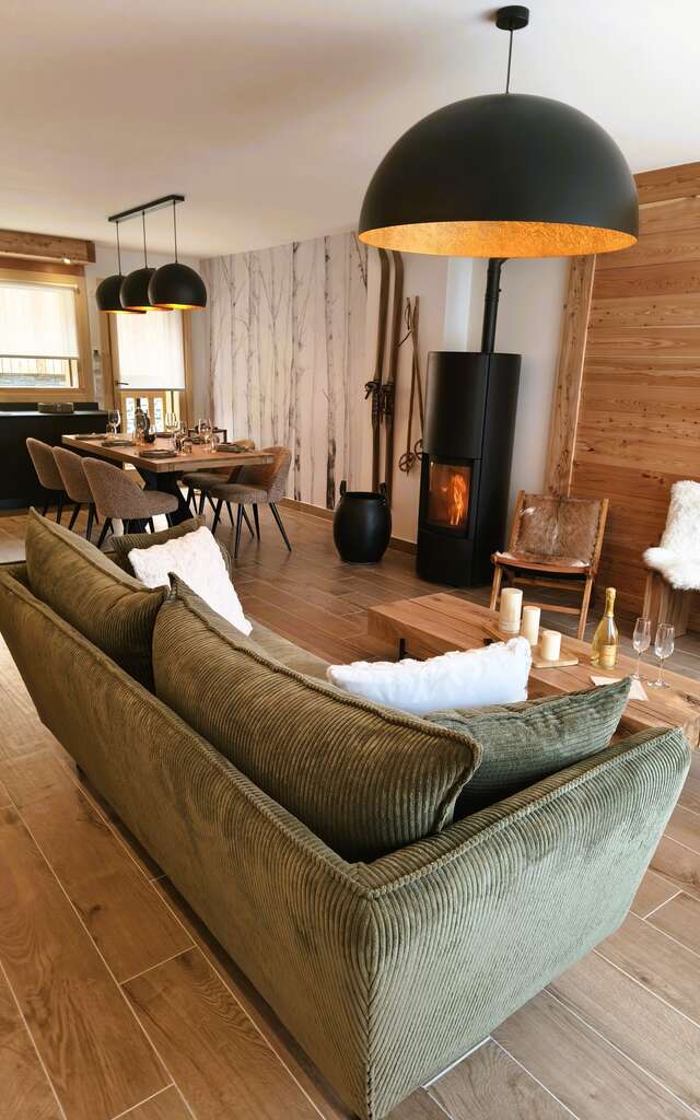 Chalet Snow