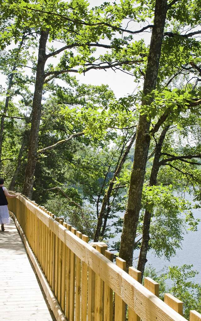 EMBALSE SAINT-ETIENNE CANTALÈS