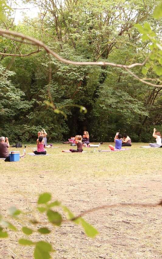 Activités de la Font de Mai : Yoga