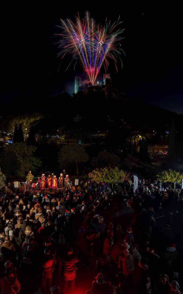 Feu d'artifice de Noël à Grimaud