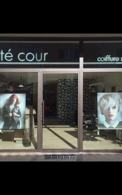 Côté Cour