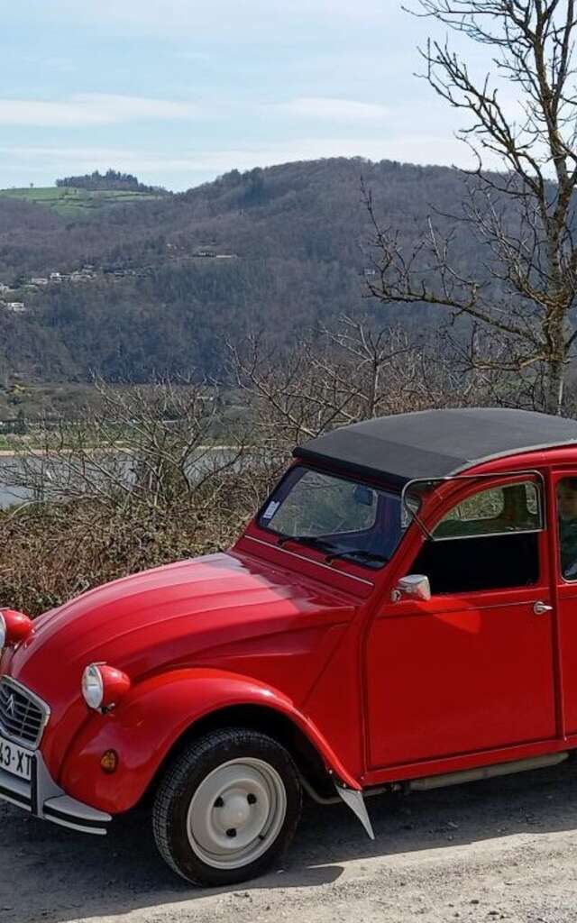 Forez’Cursion Retro - Location véhicules anciens 2CV et Mobylettes