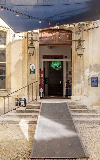 Extras ! Le Festival d’Avignon en cinq spectacles