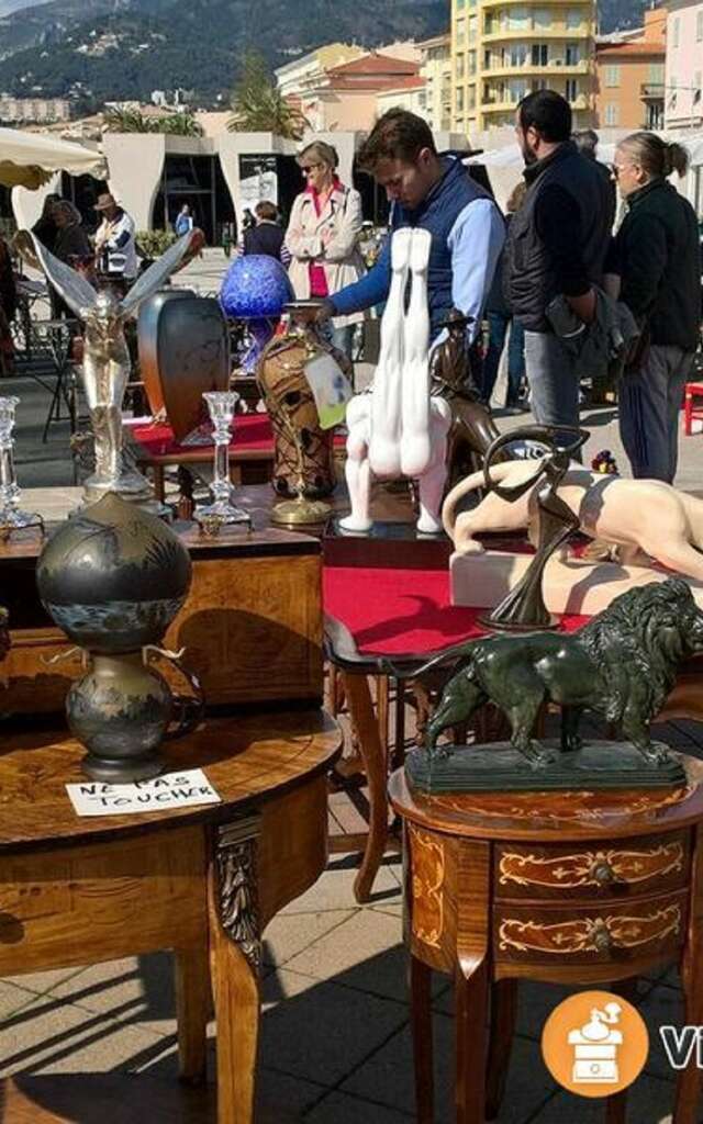 Marché des Antiquaires - Brocanteurs